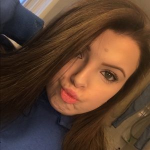 Meet your Posher, Kaila